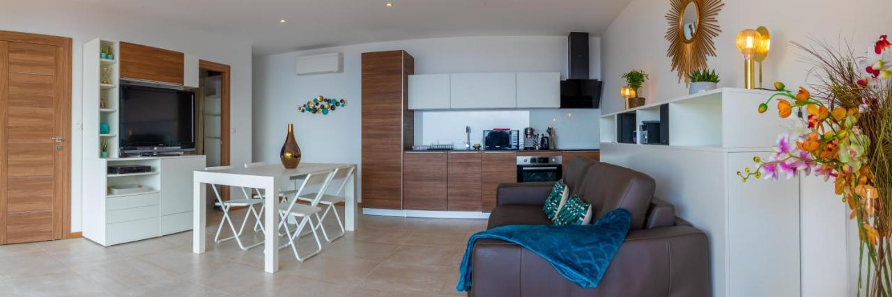 Vistazur Luxueux Appartement Avec Terrasse Et Piscine Le Le Rayol-Canadel-sur-Mer Ngoại thất bức ảnh